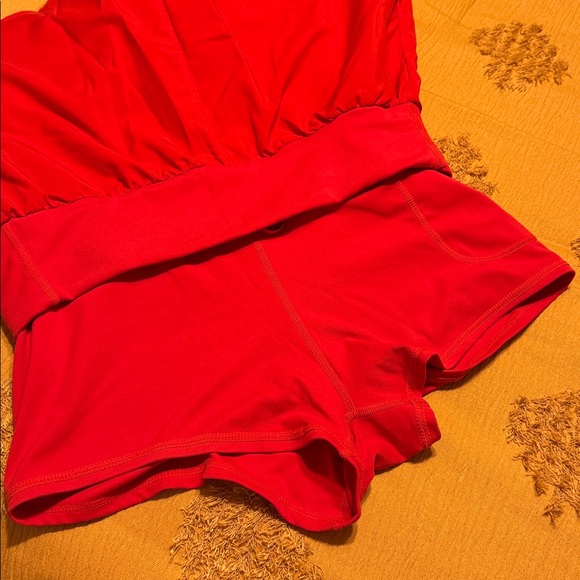 Fabletics Athletic Shorts - Picture 7 of 7